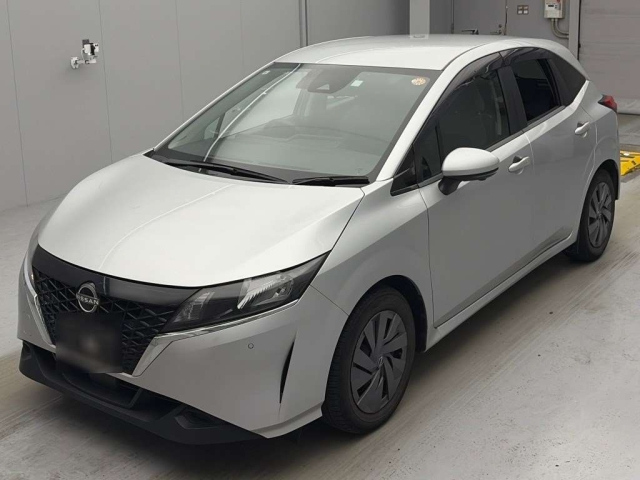 NISSAN NOTE — фото