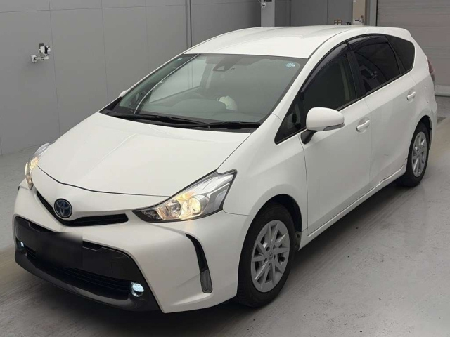TOYOTA PRIUS — фото