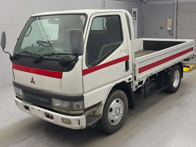 MITSUBISHI CANTER — фото