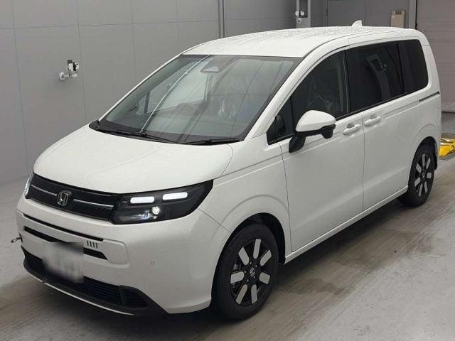 HONDA FREED — фото