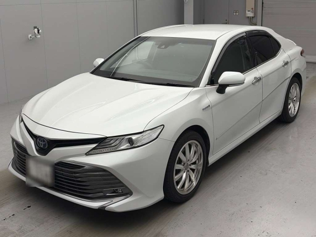TOYOTA CAMRY — фото