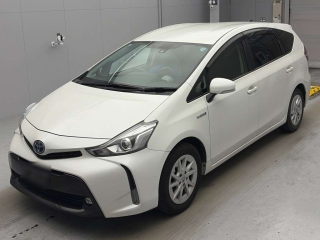 TOYOTA PRIUS — фото