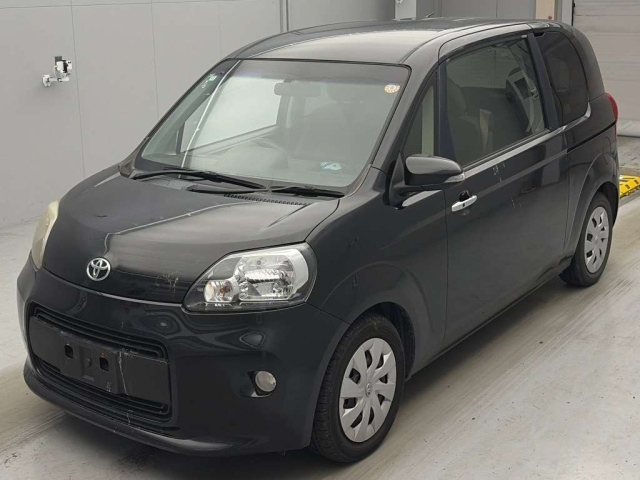 TOYOTA PORTE — фото