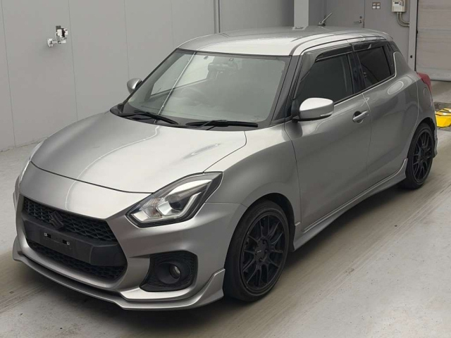 SUZUKI SWIFT — фото
