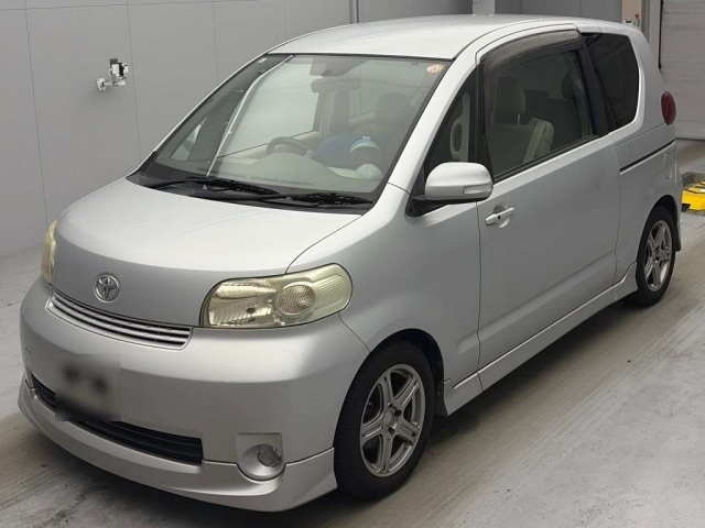 TOYOTA PORTE — фото