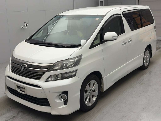 TOYOTA VELLFIRE — фото
