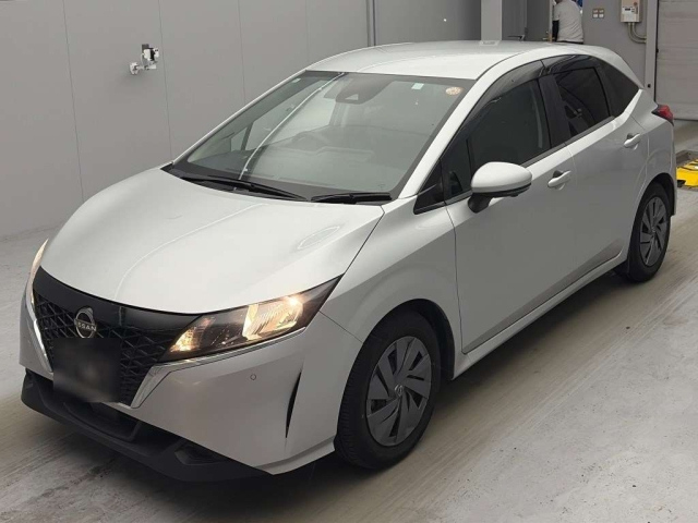 NISSAN NOTE — фото