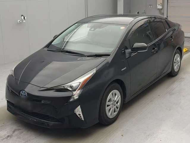 TOYOTA PRIUS — фото