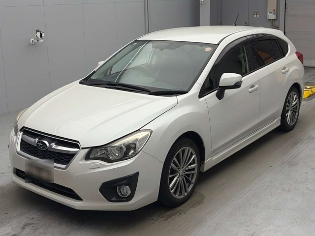 SUBARU IMPREZA — фото
