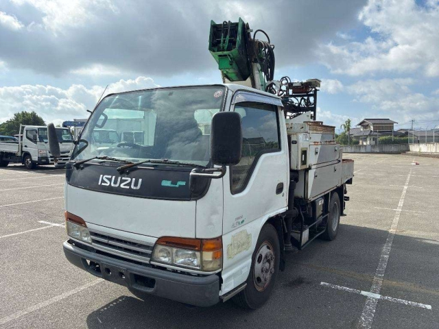 ISUZU ELF — фото