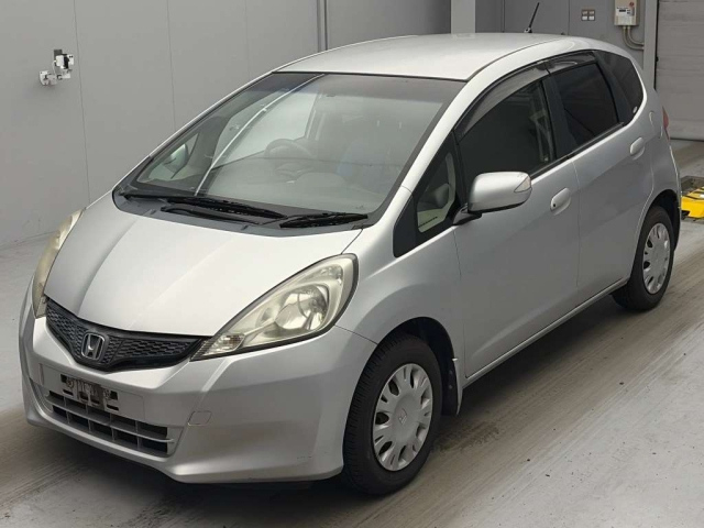HONDA FIT — фото
