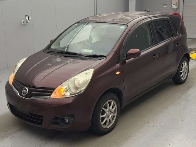 NISSAN NOTE — фото