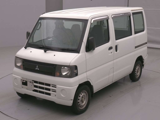 MITSUBISHI MINICAB — фото