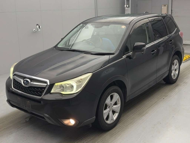 SUBARU FORESTER — фото