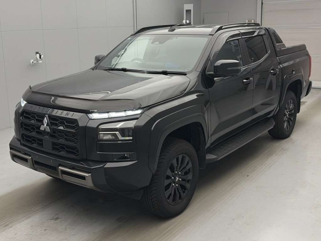 MITSUBISHI TRITON — фото