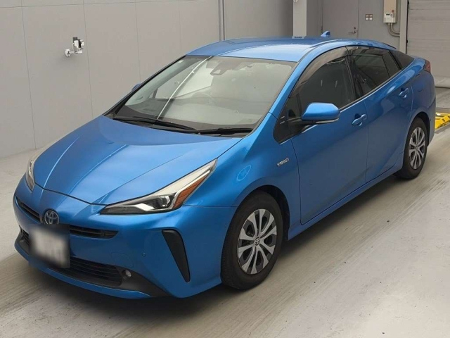 TOYOTA PRIUS — фото