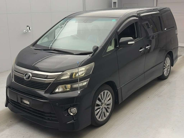 TOYOTA VELLFIRE — фото