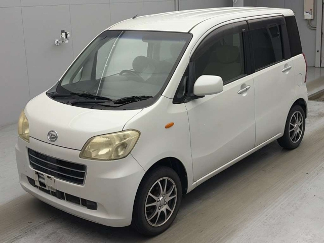 DAIHATSU TANTO — фото