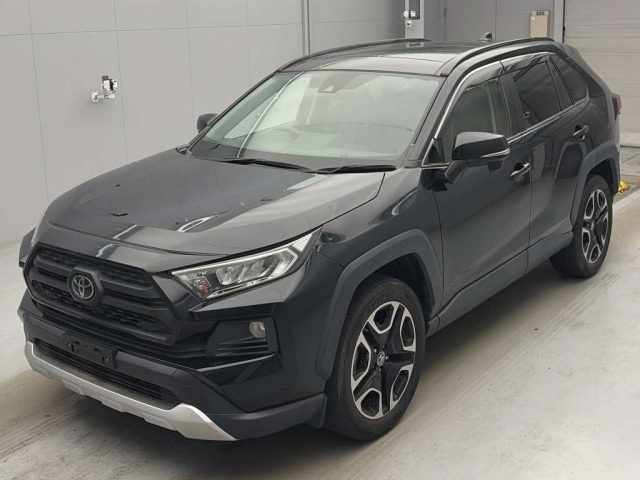 TOYOTA RAV4 — фото