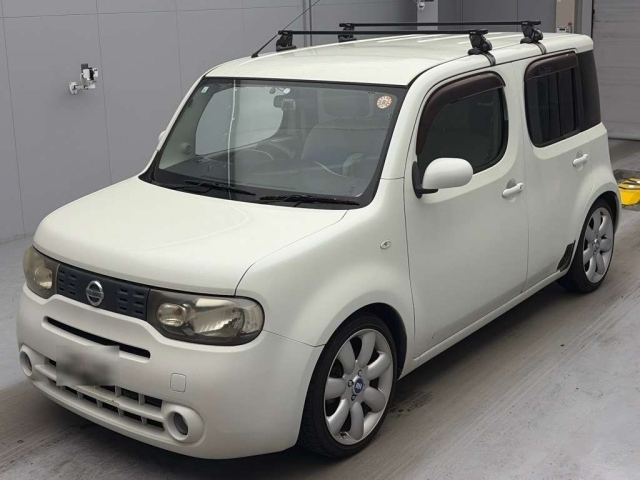 NISSAN CUBE — фото