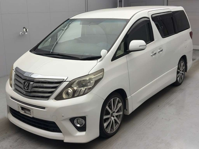 TOYOTA ALPHARD — фото