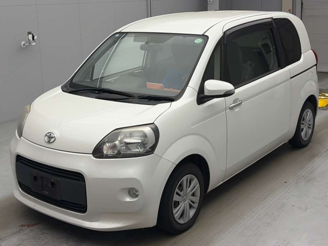 TOYOTA PORTE — фото