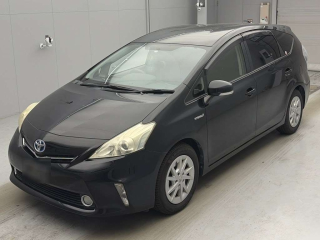 TOYOTA PRIUS — фото