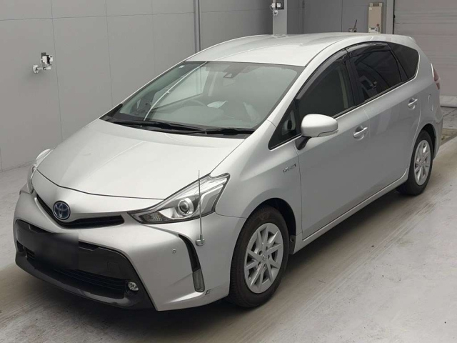 TOYOTA PRIUS — фото