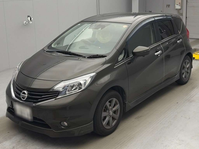 NISSAN NOTE — фото