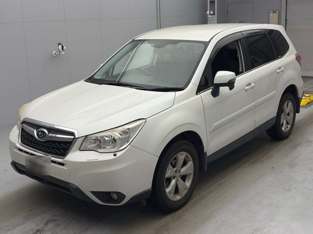 SUBARU FORESTER — фото