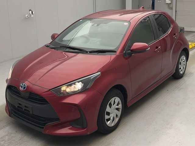 TOYOTA YARIS — фото