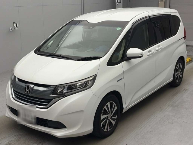 HONDA FREED — фото