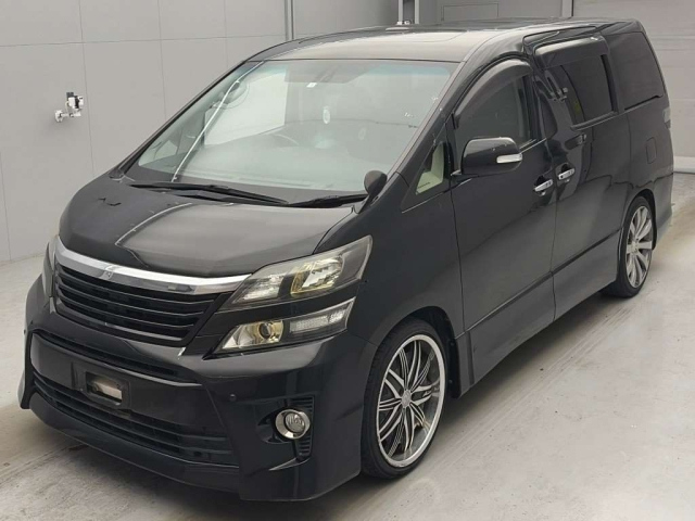 TOYOTA VELLFIRE — фото