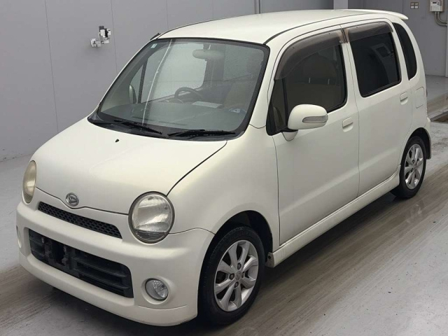 DAIHATSU MOVE — фото