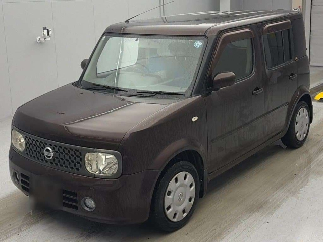 NISSAN CUBE — фото