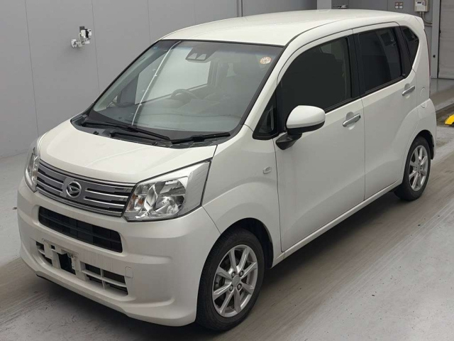 DAIHATSU MOVE — фото