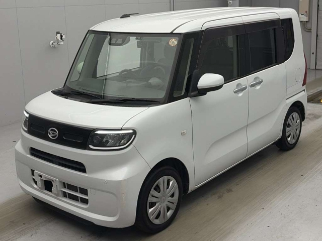 DAIHATSU TANTO — фото