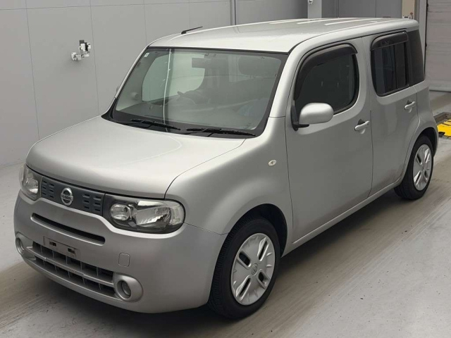 NISSAN CUBE — фото