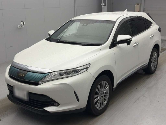TOYOTA HARRIER — фото