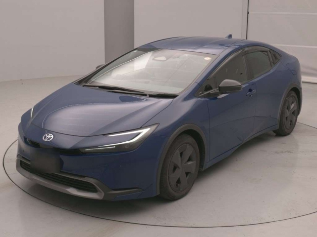 TOYOTA PRIUS — фото