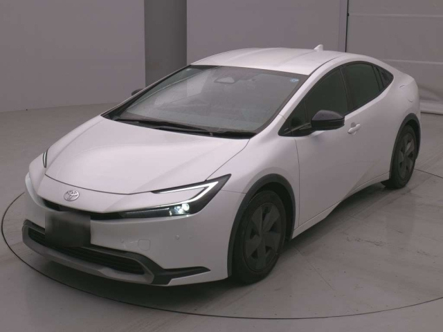 TOYOTA PRIUS — фото
