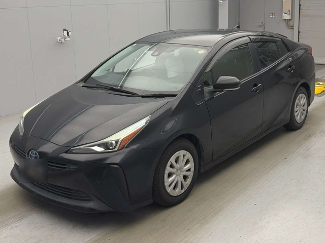 TOYOTA PRIUS — фото
