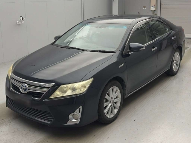 TOYOTA CAMRY — фото