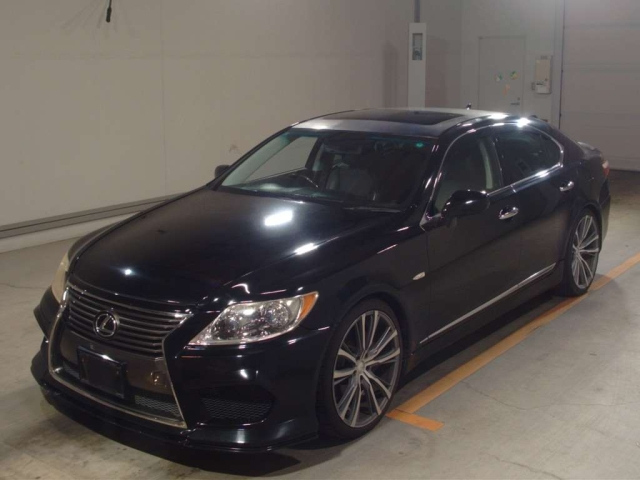 LEXUS LS