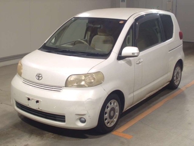 TOYOTA PORTE