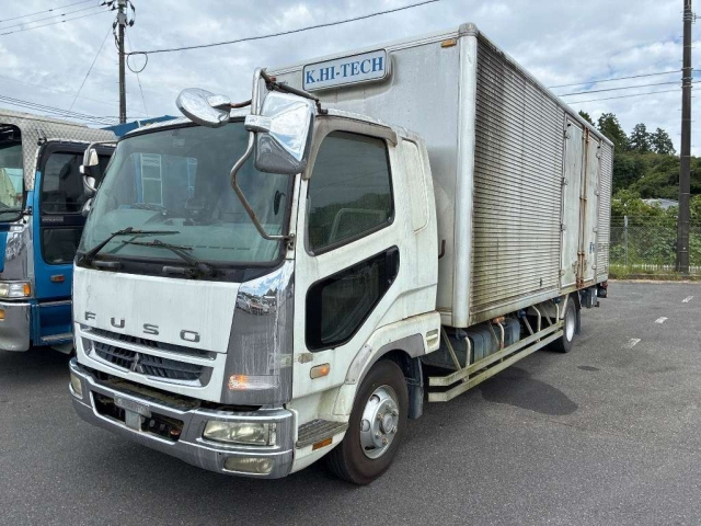 MITSUBISHI FUSO — фото
