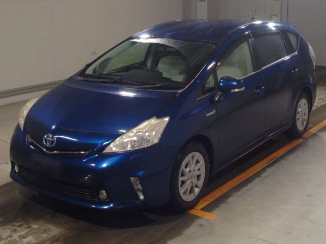 TOYOTA PRIUS — фото