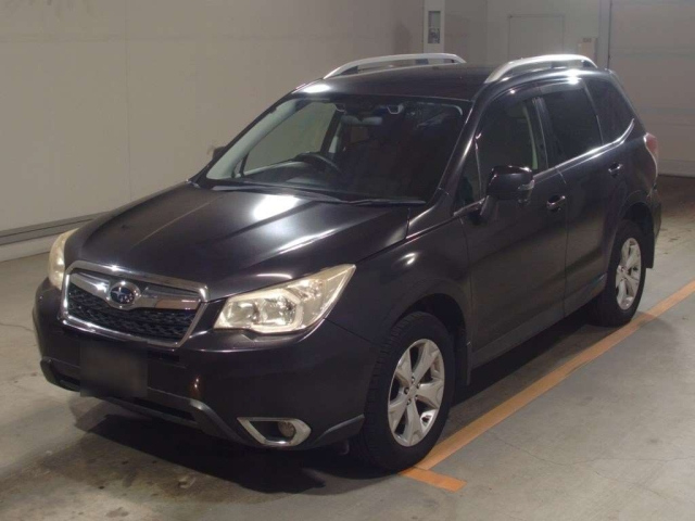 SUBARU FORESTER — фото