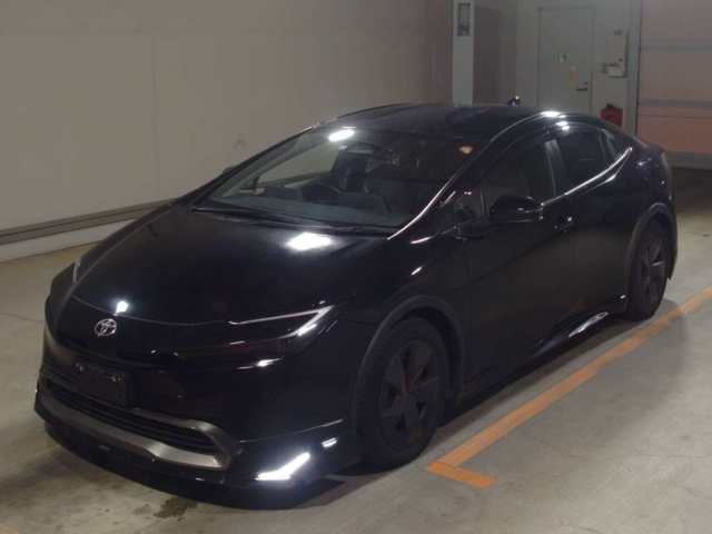 TOYOTA PRIUS — фото