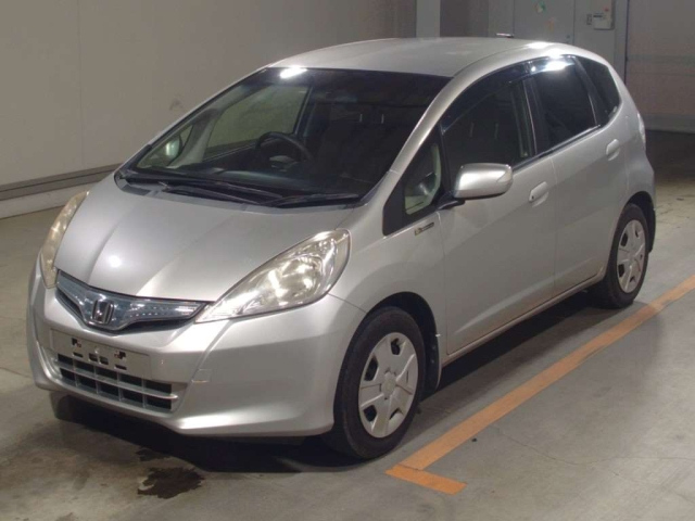 HONDA FIT — фото